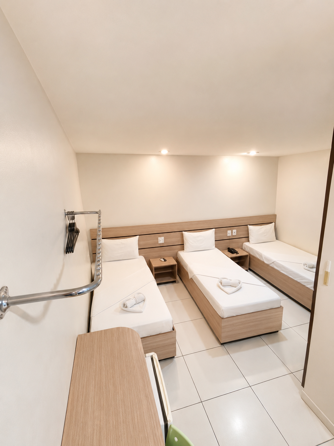 Quarto triplo solteiro